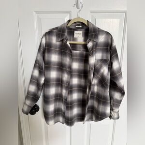 Abercrombie Oversized Black & White Plaid Button-Up Shacket